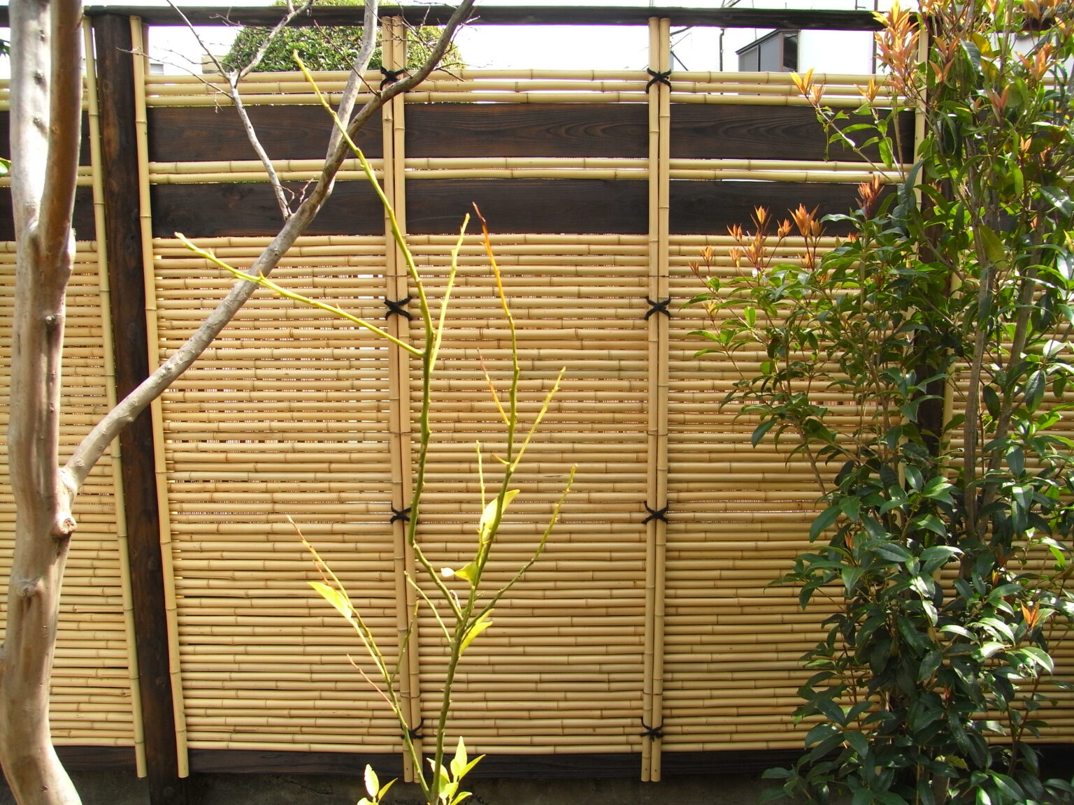 竹垣の種類と魅力と選び方|初心者ガイド | 東京・練馬区の植木屋『庭師 草庵』
